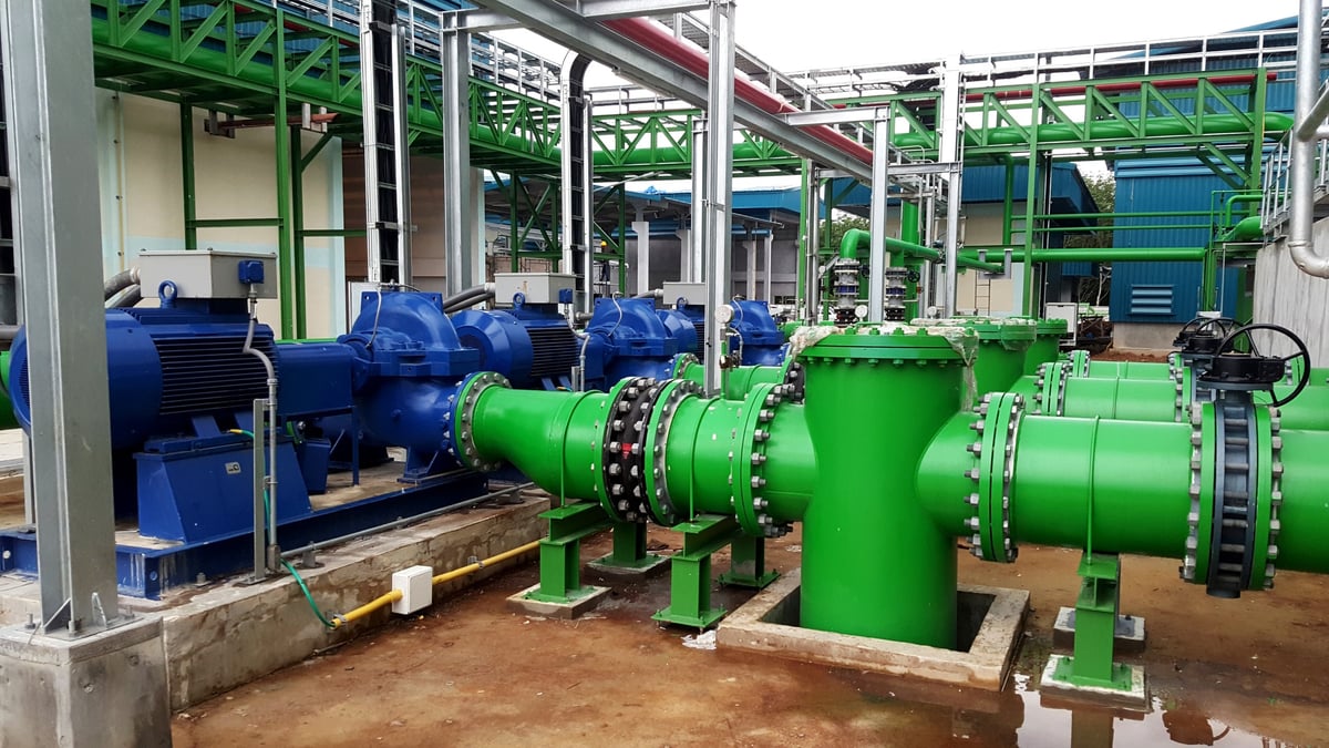 Industrial cooling pump used for power generation